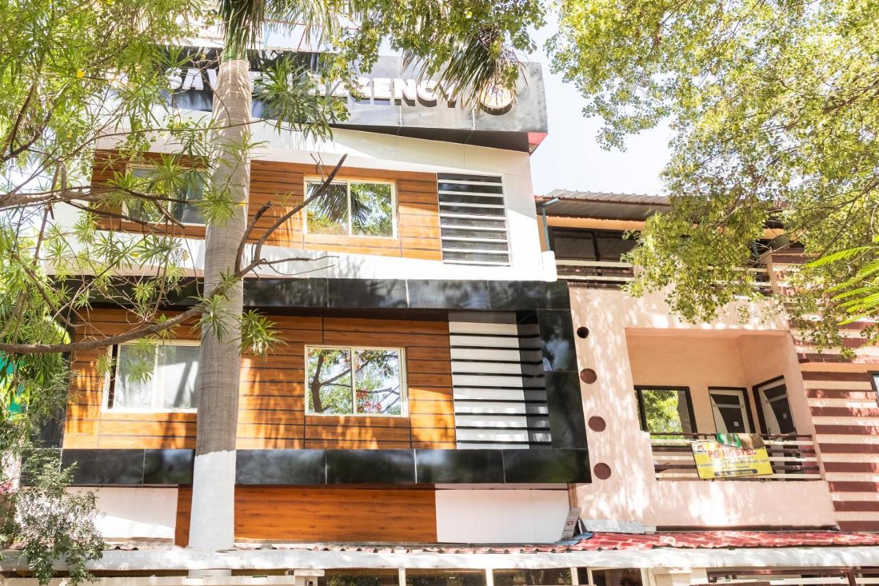 โอโย 27867 สาวิตรี รีเจนซี Hotel โบปาล ภายนอก รูปภาพ