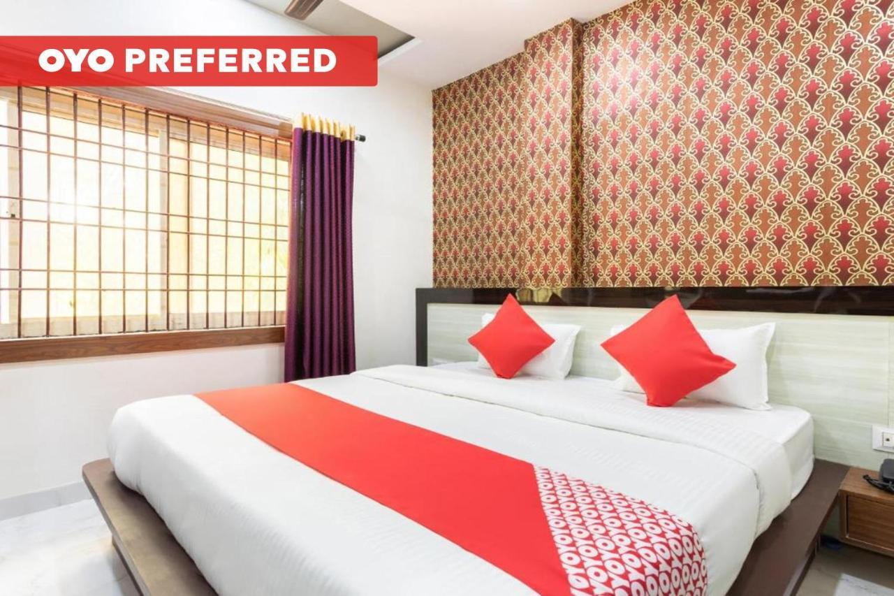 โอโย 27867 สาวิตรี รีเจนซี Hotel โบปาล ภายนอก รูปภาพ